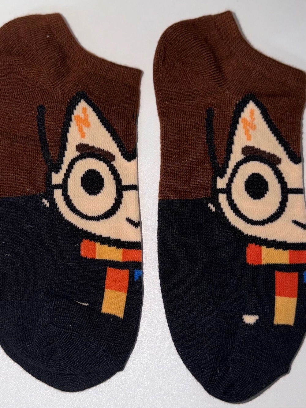 Harry-Potter Style Low-Cut Socks - Picture 3 of 3